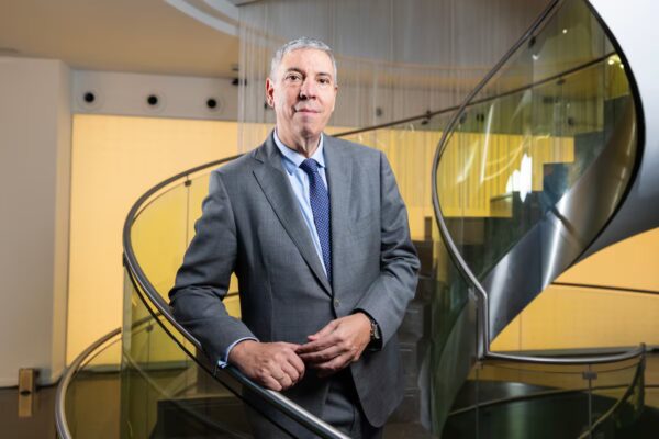 La adquisición de Escribano se realizará con plena garantía para los accionistas, asegura De los Mozos