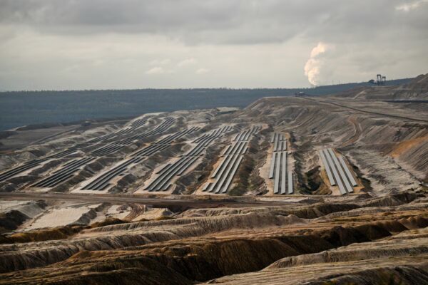 Recuperando el Futuro: Minas Abandonadas como Impulsores de la Descarbonización y la Sostenibilidad