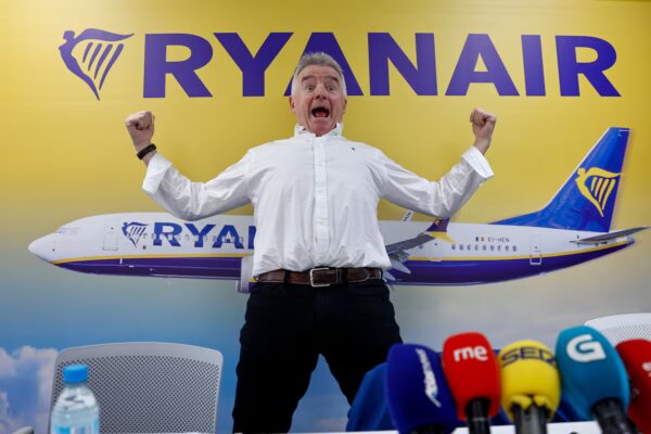 Ryanair incrementa su proyección de pasajeros y reporta ganancias de 2.540 millones en el primer semestre, un 42% más