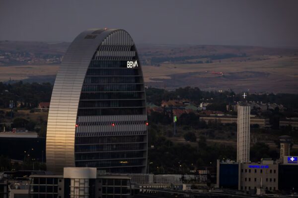 Bank of America Prevê un Aumento del 20% en las Acciones del BBVA