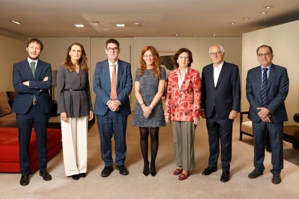 LaLiga y Otros Líderes del Sector Reciben los Premios Cinco Días por su Innovación Empresarial