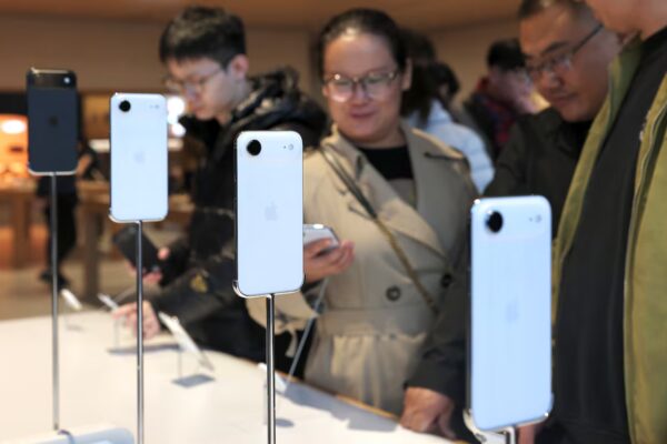 El Futuro de la eSIM: ¿Por qué el iPhone Air aún no lo hace despegar?