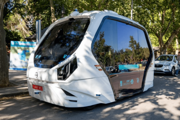 Un autobús autónomo hace su debut en las calles tras ser presentado en meetechSpain