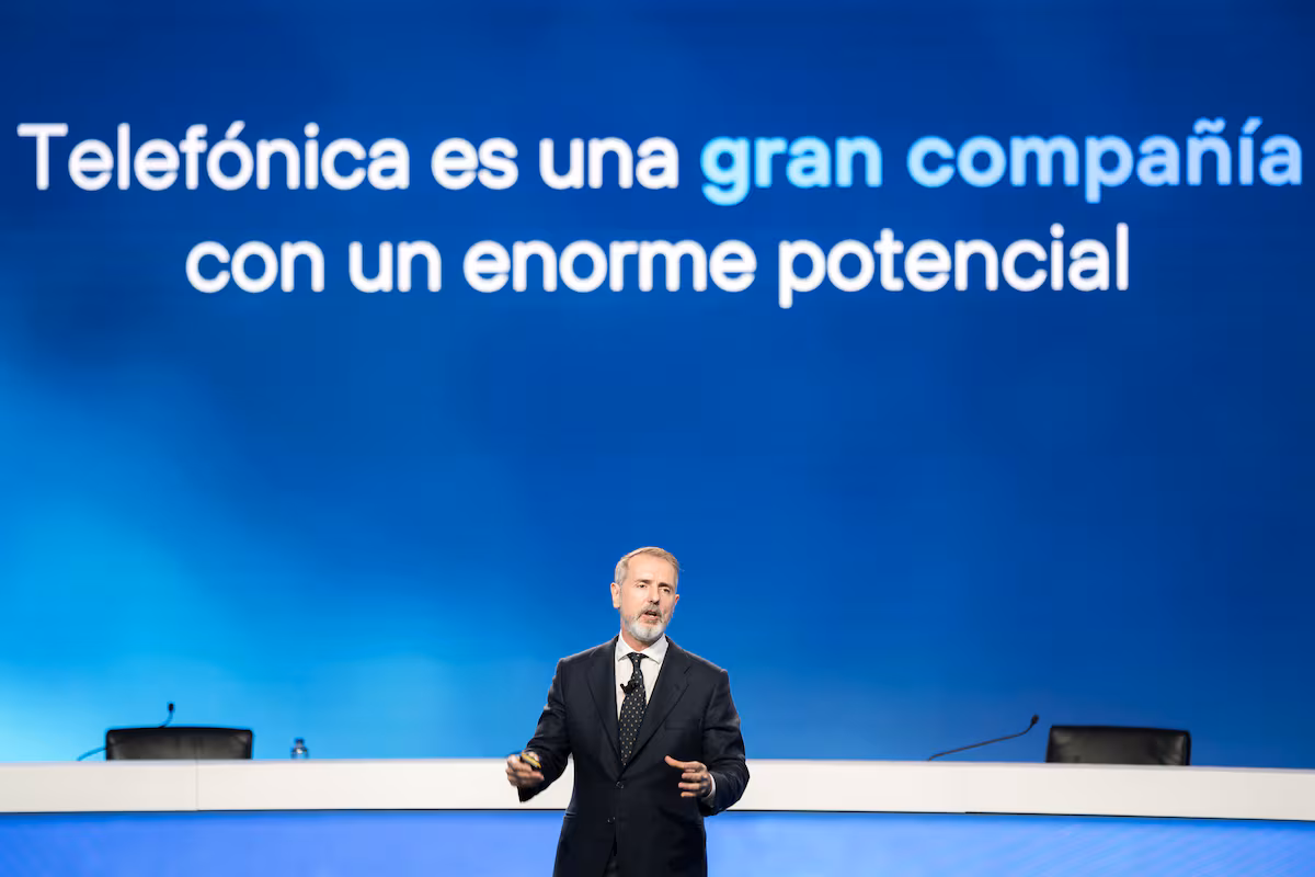 Telefónica convoca a sindicatos para discutir un ERE que afectará a 6.000 empleados