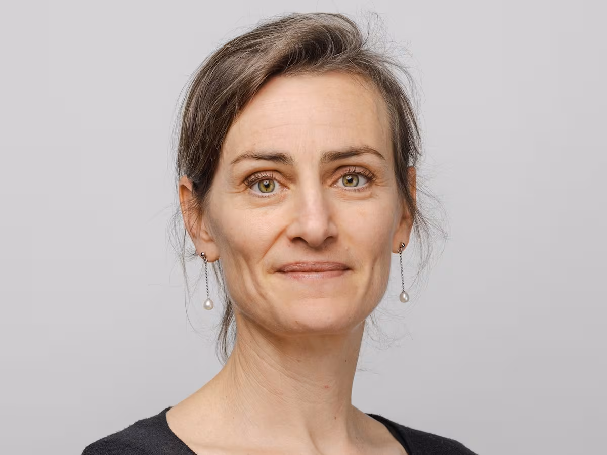 Cordula Droege (Cruz Roja): 'Es hora de prohibir las armas con IA, como ya hicimos con las químicas y biológicas'