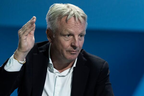 Moeve mantiene ganancias de 472 millones impulsadas por márgenes en el refino