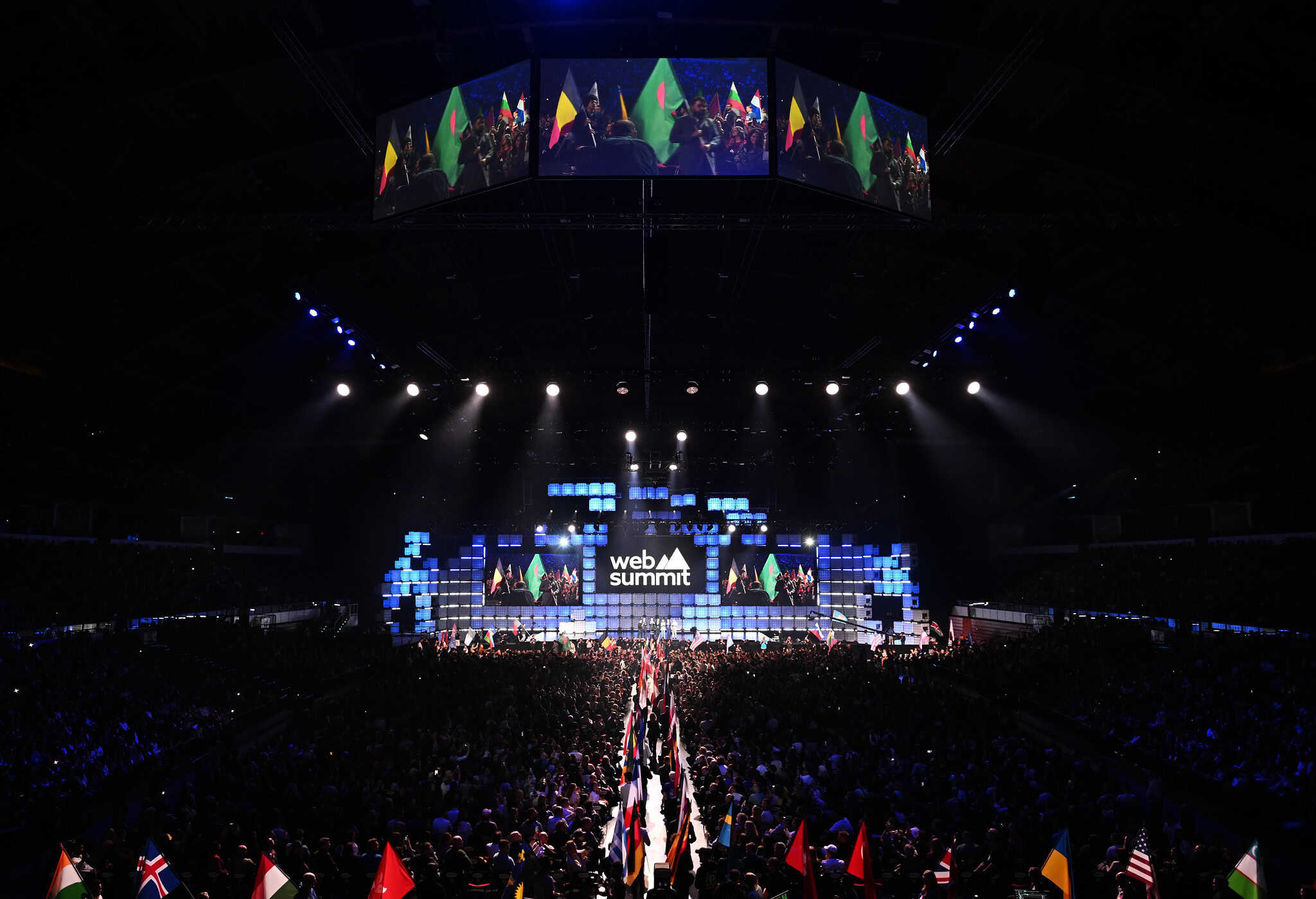 Récord de Asistencia: Más de 70,000 Personas y 2,700 Startups en la Mayor Edición del Web Summit