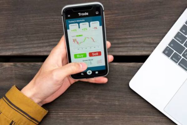 Explorando los Fondos Temáticos: Ventajas y Advertencias para Inversores Novatos