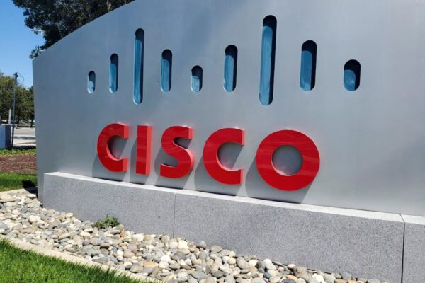 Cisco alcanza máximos históricos en Bolsa desde la era ‘puntocom’ impulsada por la IA