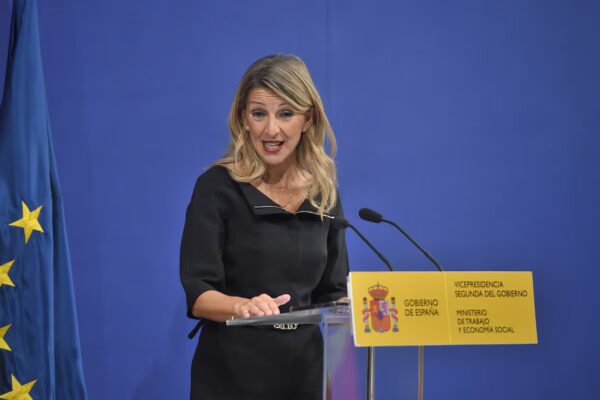 Trabajo Presiona a la CEOE con un Ultimátum en la Reforma de Prevención de Riesgos Laborales