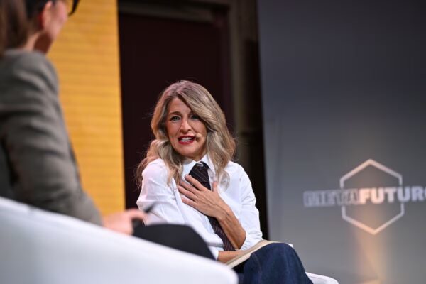 Yolanda Díaz exige al PSOE la implementación de una 'tasa Trump' para que las grandes tecnológicas de EE. UU. paguen impuestos en España