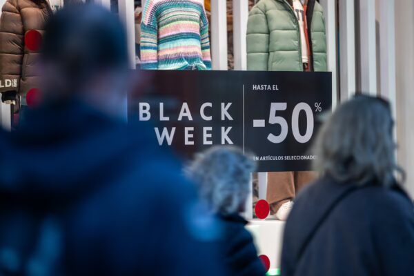 Consumo abrirá investigación sobre posibles prácticas fraudulentas en descuentos del ‘Black Friday’
