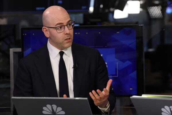 Las actas de la Fed sugieren un alto en la reducción de tipos ante divisiones internas