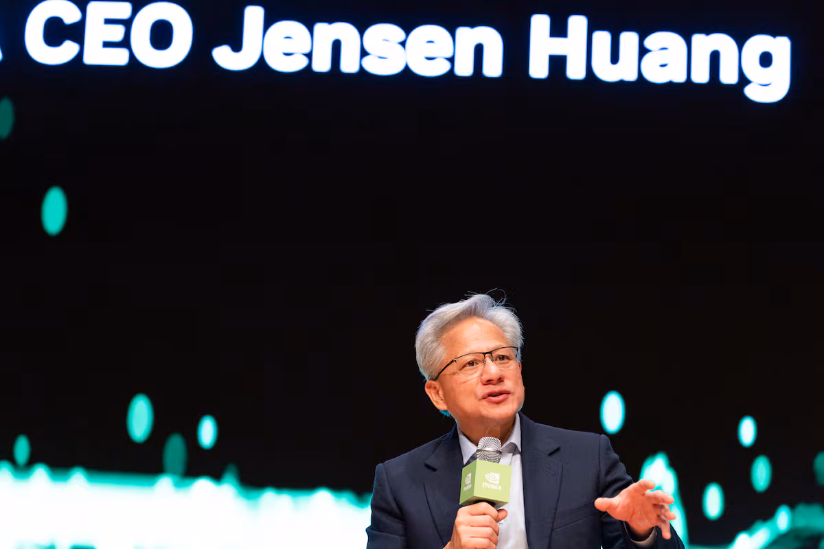 Nvidia Reporta un Incremento del 65% en Beneficios Trimestrales Impulsada por la Creciente Demanda de IA