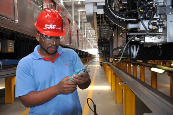 CAF asegura un contrato de 500 millones en Brasil para el mantenimiento de trenes