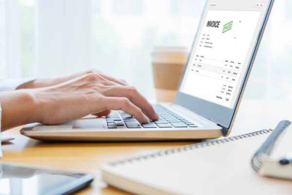 Avance hacia la Implementación Universal de Inblock en el Sector del Factoring