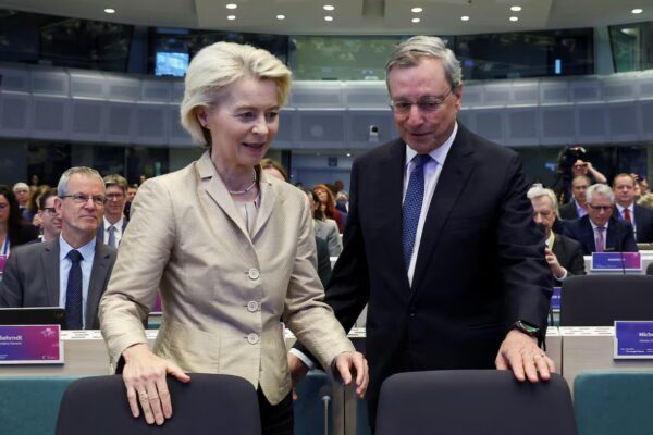 Reflexiones sobre la Competitividad: Europa en Búsqueda de su Espejo