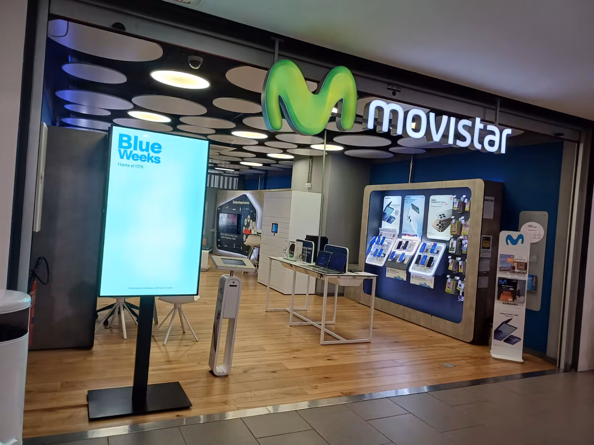 Movistar anuncia un aumento del 4% en sus tarifas de fibra y móvil para 2026