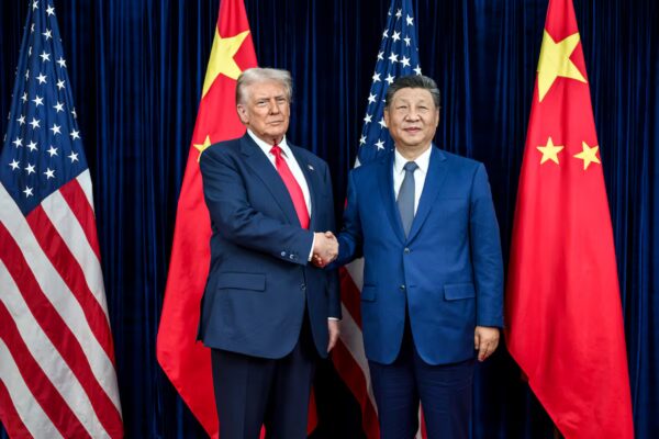 Trump y Xi dialogan: tensiones por Taiwán y visita estadounidense a Pekín