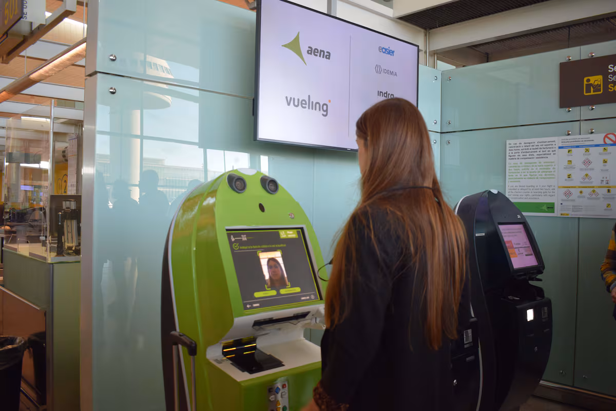 Multa de 10 millones a Aena por uso de identificación biométrica: la Agencia de Protección de Datos inicia acción legal
