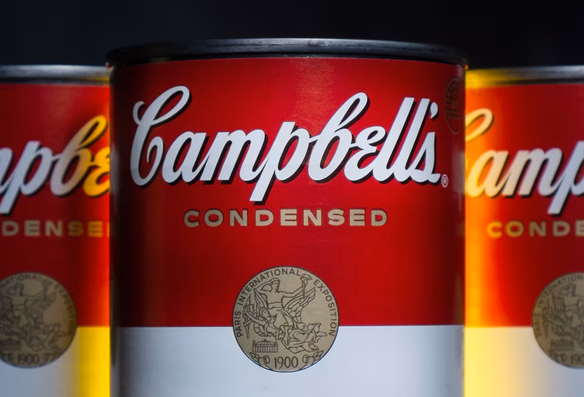 Ejecutivo de Campbell's provoca controversia al describir sus sopas como 'comida para gente pobre'