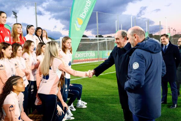 Iberdrola y RFEF: Nuevo Acuerdo para Impulsar el Fútbol Femenino hasta 2030