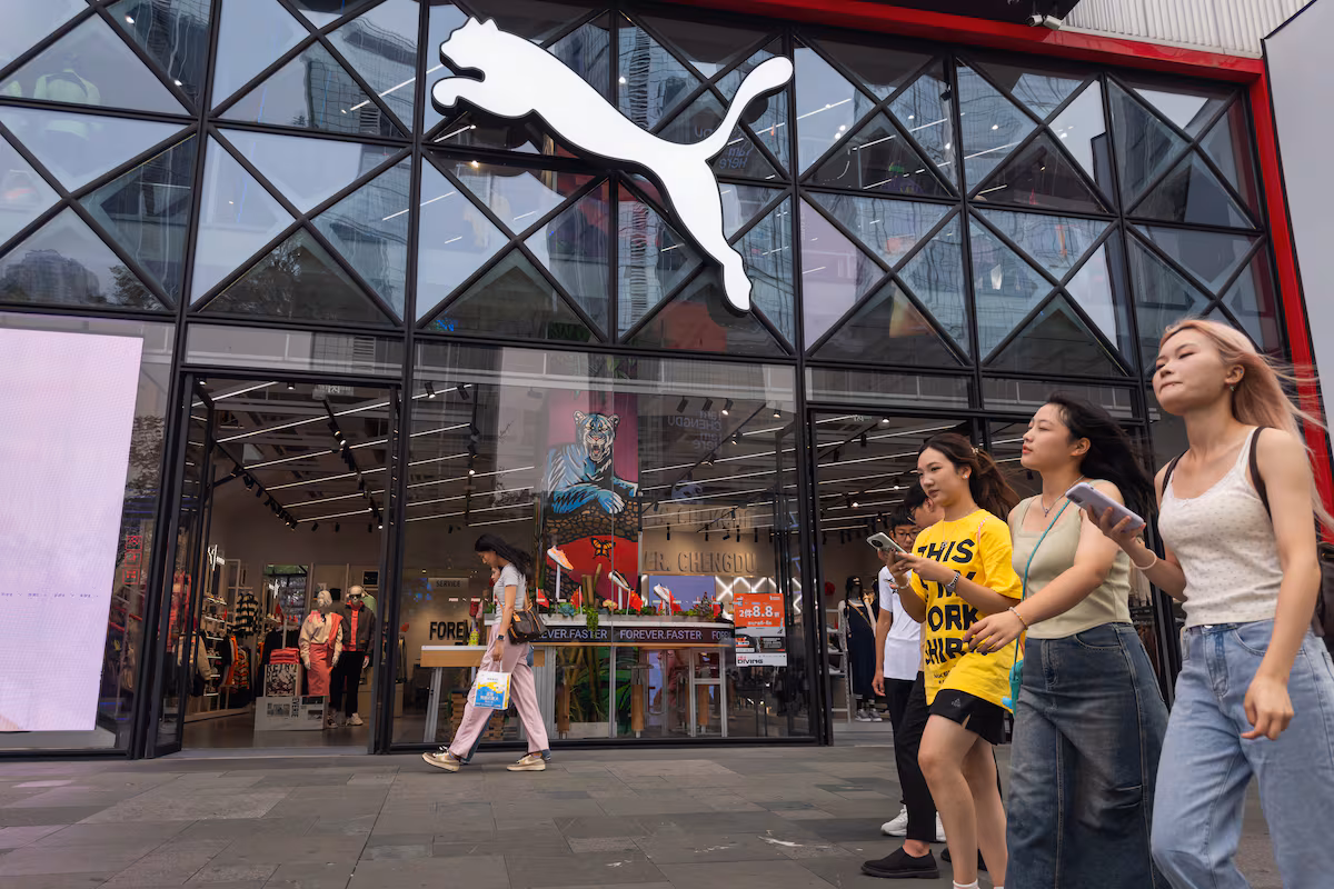 Puma Experimenta un Aumento en Bolsa por el Interés de Compras de Anta Sports y Li Ning