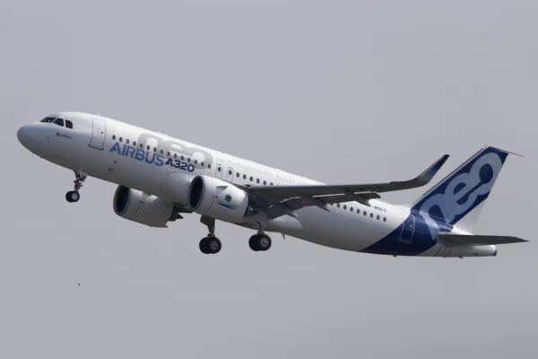 Airbus advierte sobre riesgos en el control de vuelo del A320 por radiación solar