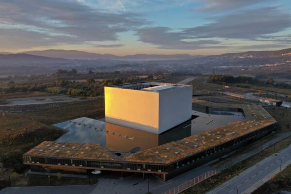 Asterion Reinicia su Estrategia en Centros de Datos con Adquisición de 120 Millones en Portugal