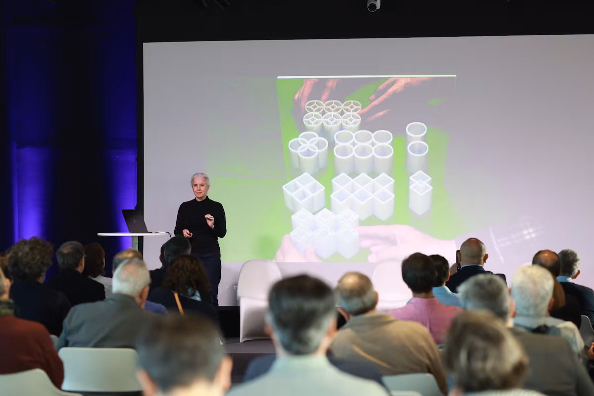 Entender la Manipulación del Cerebro: Clave para una Mejor Autodefensa