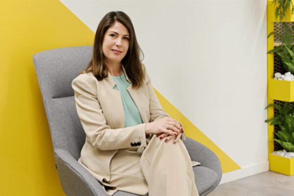 Nombramientos Destacados: Álvaro Alonso se Une a Cushman & Wakefield y Raquel Bravo se Incorporan a TheFork