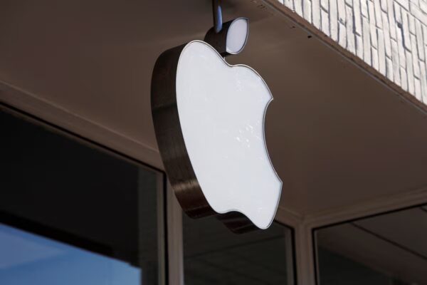 Apple nombra a un veterano de Microsoft y Google como líder en IA para competir con sus rivales