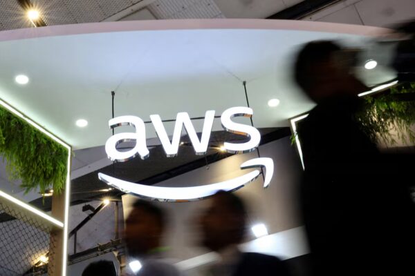 Amazon Desarrolla su Chip de IA y Eleva la Competencia con Nvidia en el Sector Tecnológico