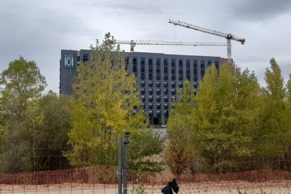 El Nuevo Oportunismo Inmobiliario: Habitaciones de Hotel en Venta para Rentistas