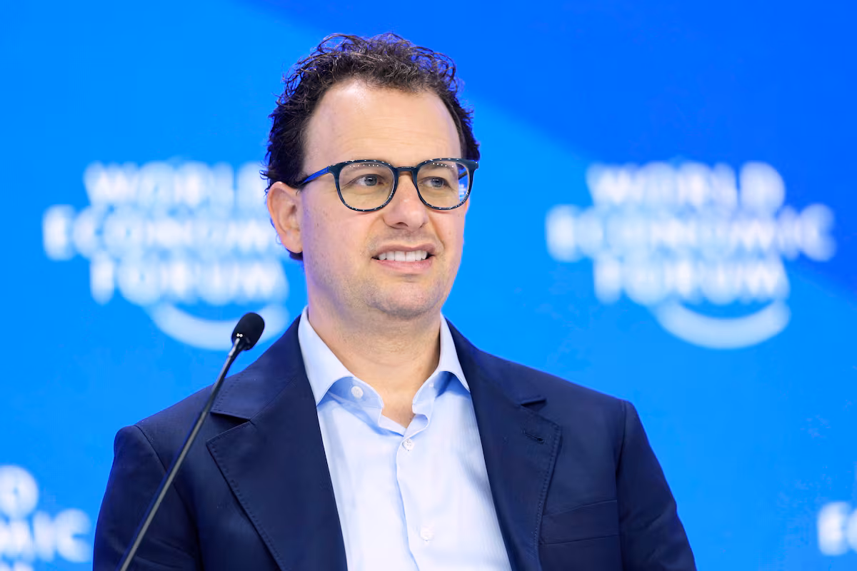 Anthropic se prepara para una histórica salida a Bolsa, desafiando a OpenAI y poniendo a prueba la burbuja de la IA