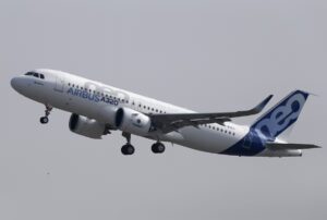 Airbus Ajusta sus Metas de Entrega de Aviones pero Confirma Proyecciones de Resultados Tras Crisis del A320