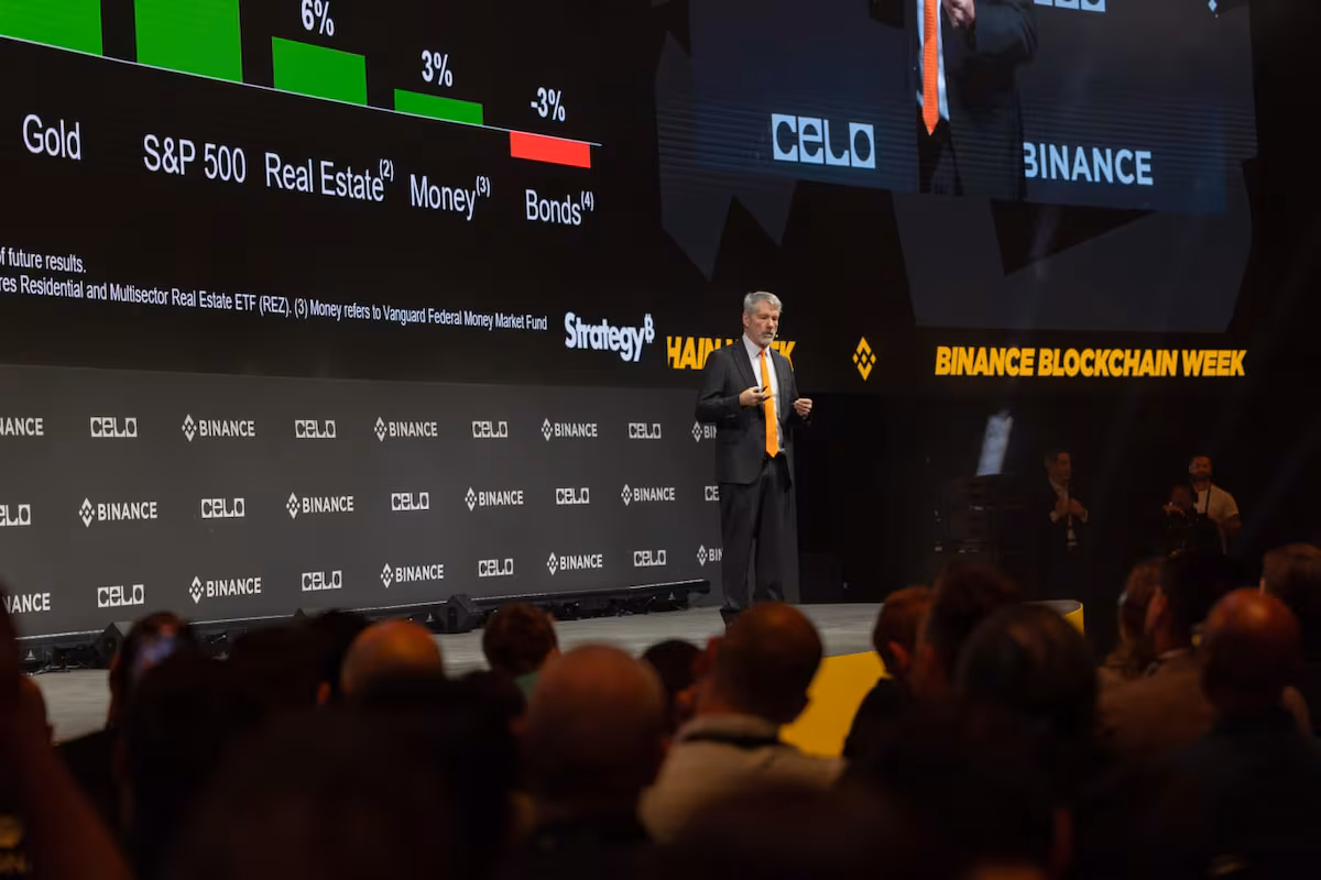 Michael Saylor sugiere que Strategy podría liquidar bitcoins para cumplir con pagos a inversores