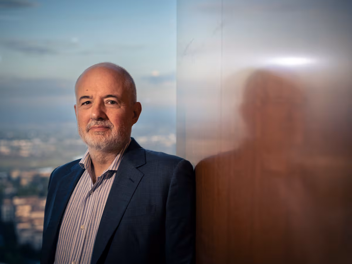 Emmanuel Roman de Pimco: Europa enfrenta la necesidad de recortar su Estado de bienestar por su elevada deuda