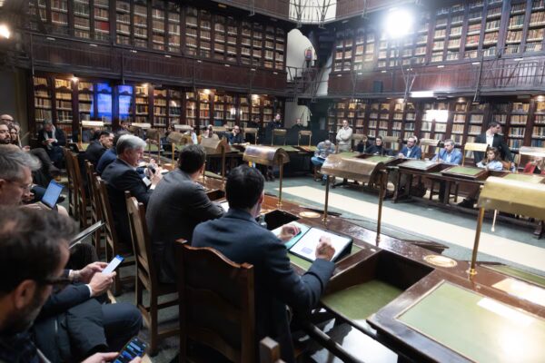 Extra Eventos: Un Análisis de Fracasos Monumentales y Éxitos Sorprendentes