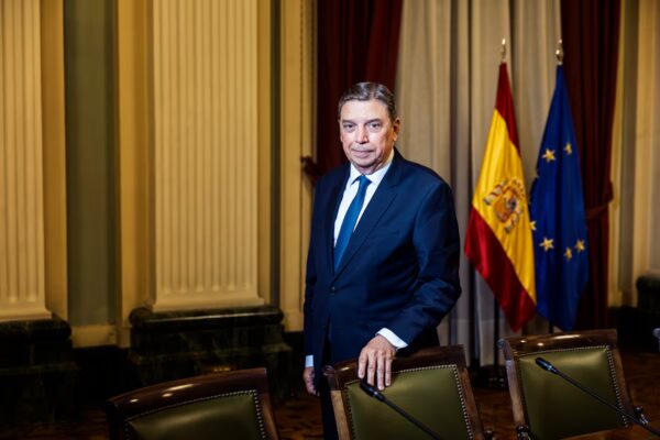 Luis Planas Advierte: Clave en las Próximas Dos Semanas para Medir la Extensión de la Peste Porcina