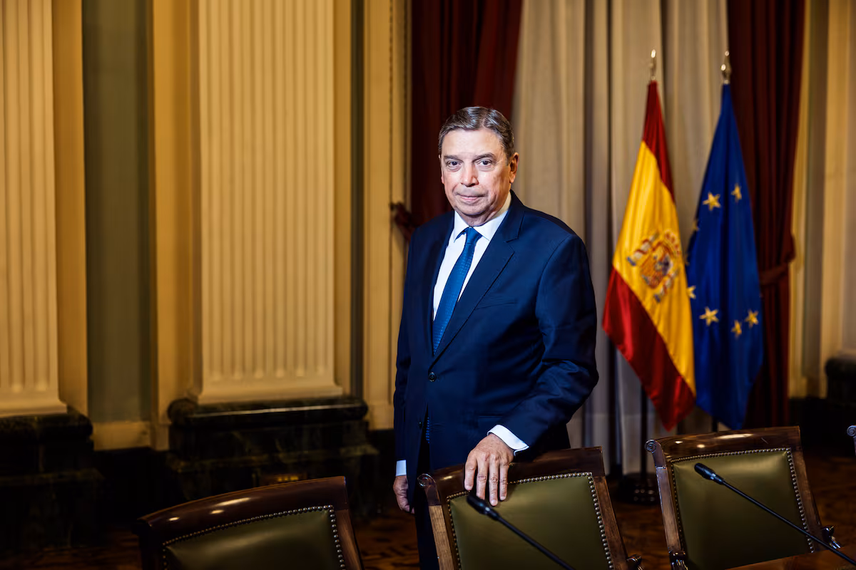 Luis Planas Advierte: Clave en las Próximas Dos Semanas para Medir la Extensión de la Peste Porcina