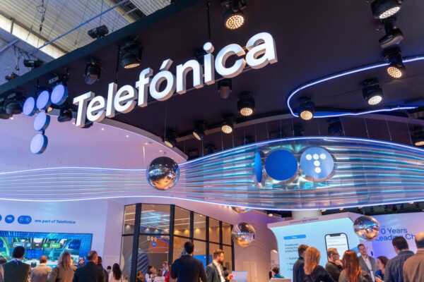 Telefónica ajusta la plantilla: recorte del 5% en Global Solutions y áreas de Innovación Digital