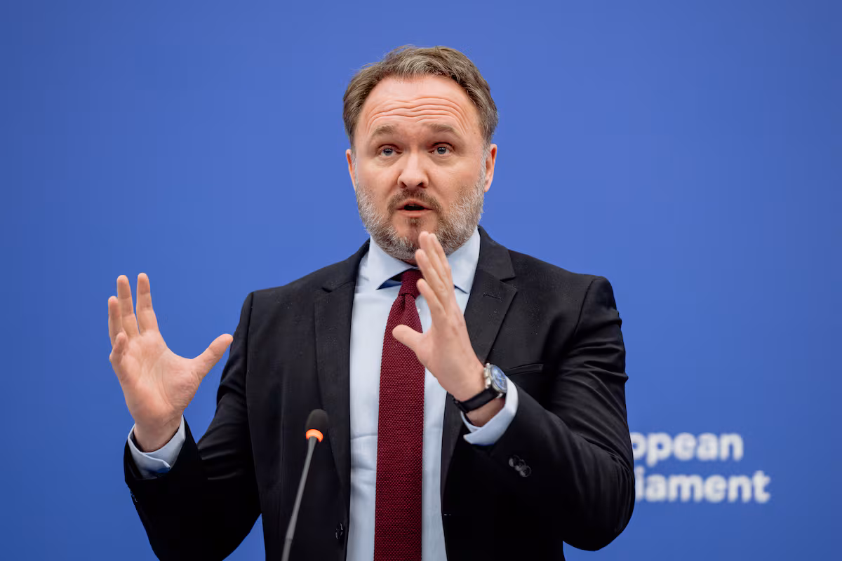 Dan Jorgensen: La UE fortalecerá su liderazgo en las interconexiones energéticas entre naciones