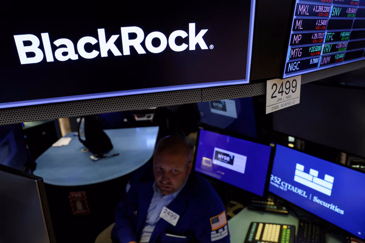 BlackRock sugiere aumentar la inversión en acciones de EE.UU., España y Japón