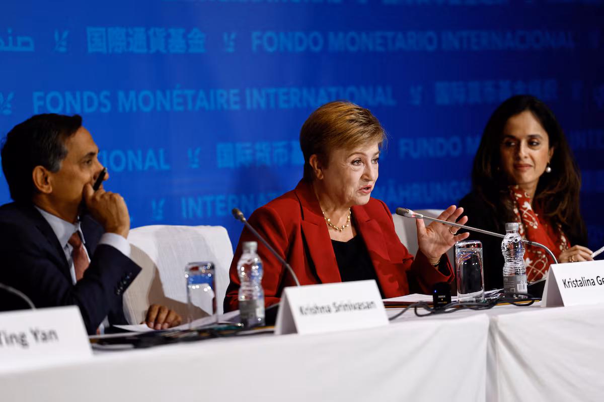 El FMI Urge a China a Implementar Reformas Audaces para Resolver Desequilibrios Económicos