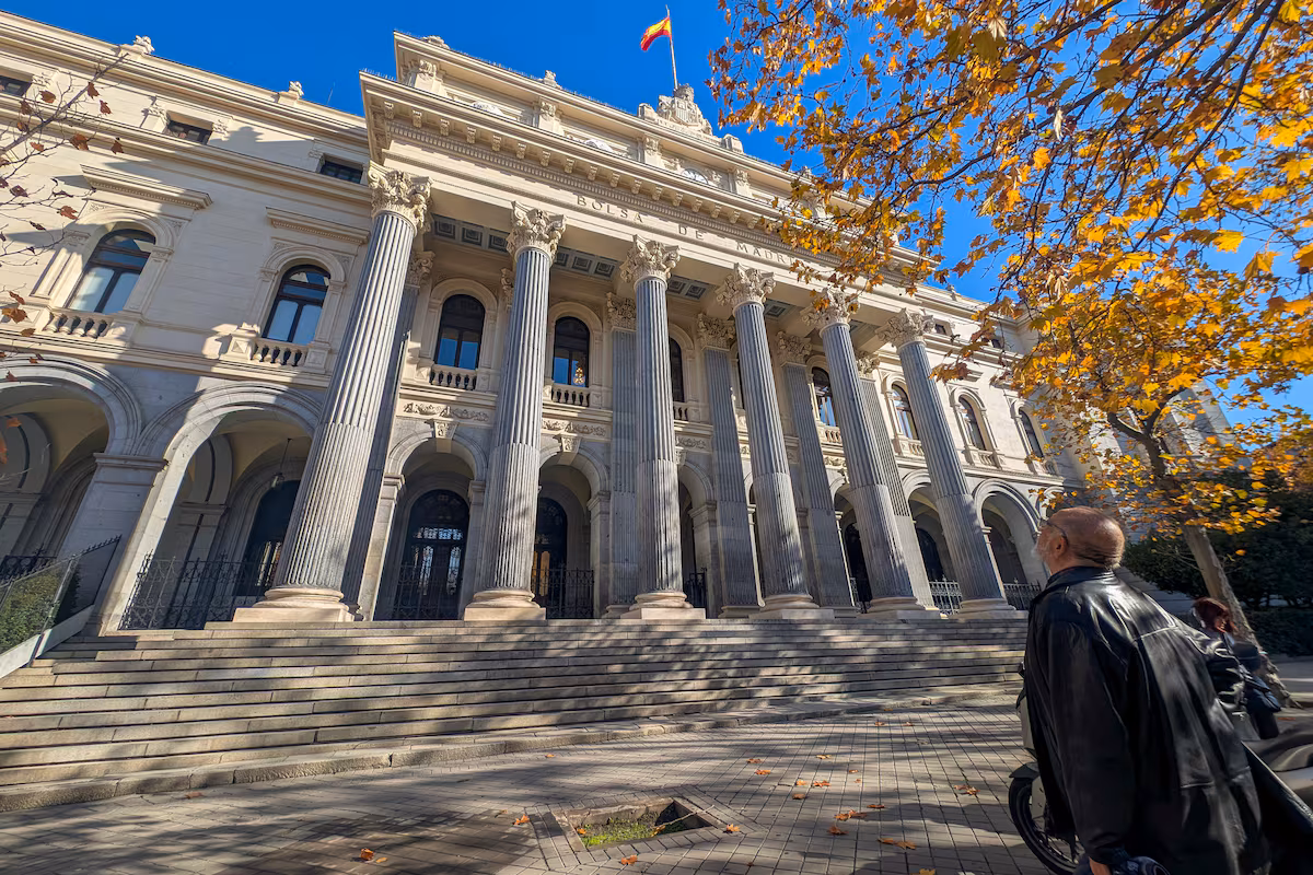 El Ibex 35 se prepara para culminar su mejor año en tres décadas, con un ascenso superior al 45%