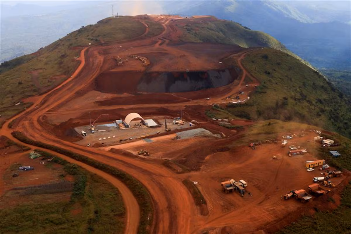 Guinea-Conakry: Un Futuro Promisorio Forjado en Hierro