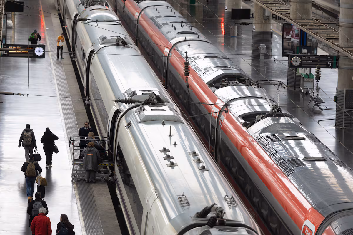 Renfe Facilita Cambios y Devoluciones Sin Costo por Alerta de Lluvias Extremas