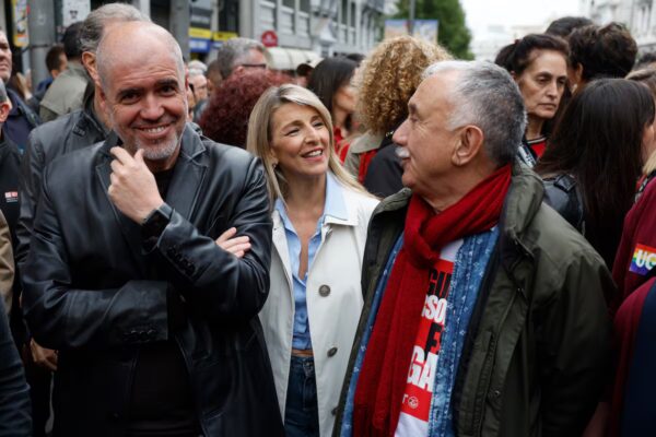 Trabajo y sindicatos acuerdan extender el permiso por fallecimiento a diez días