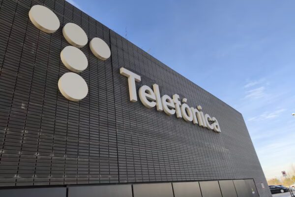 CC OO y Fetico se adhieren al pacto del ERE de Telefónica